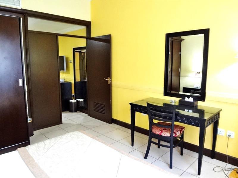 Aparthotel Deebaj Al Khabisi Plaza Dubai Esterno foto