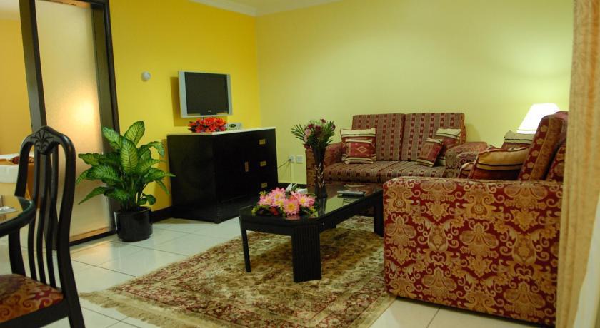 Aparthotel Deebaj Al Khabisi Plaza Dubai Esterno foto